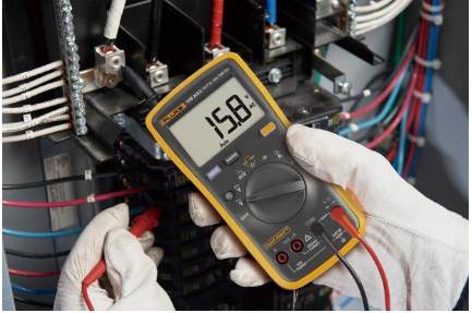 Fluke 15B MAX 经济型数字万用表