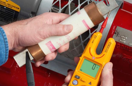 Fluke T6-1000 PRO non-contact current and voltage tester