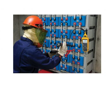 Fluke BT500 系列蓄电池内阻分析仪