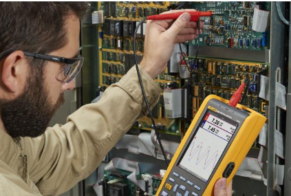 Fluke 120B 系列 ScopeMeter® 工业用手持式示波表