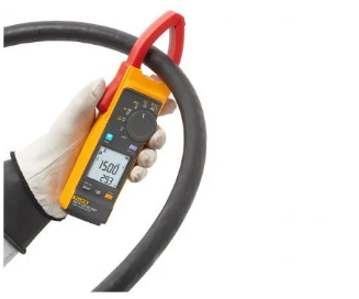 配备 iFlex 探头的 393 FC CAT III 1500 V 真有效值钳形表